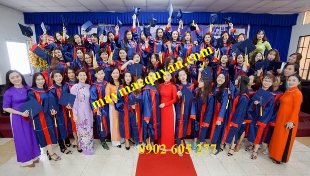 Thuê áo tốt nghiệp sinh viên đại học giá rẻ Thủ Dầu Một