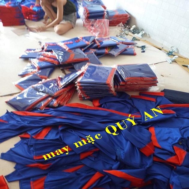 500 bộ đồ tốt nghiệp tiểu học có sẵn tại xưởng Tân Bình